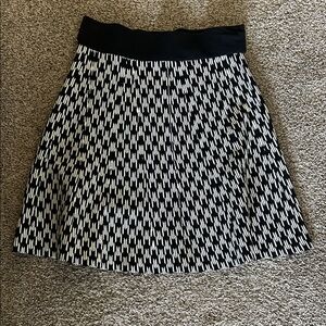 Ann Taylor Black and White Skater Skirt